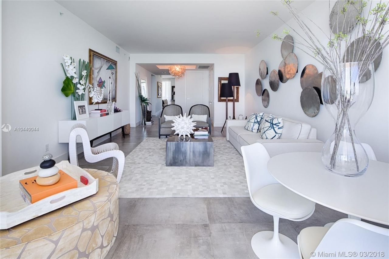 Квартира в Майами, США, 220 м² - фото 16