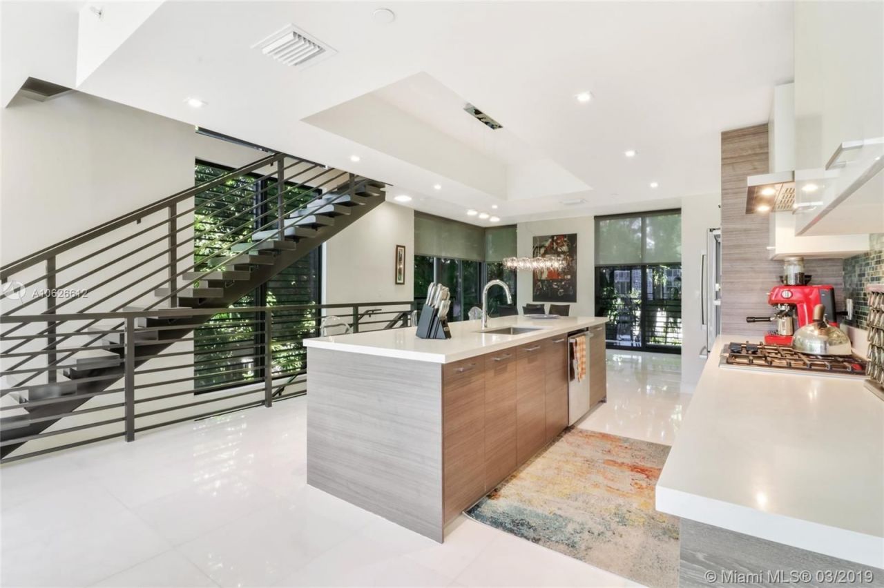 Таунхаус в Майами, США, 210 м² - фото 17