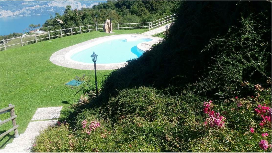 Таунхаус у озера Гарда, Италия, 235 м² - фото 16