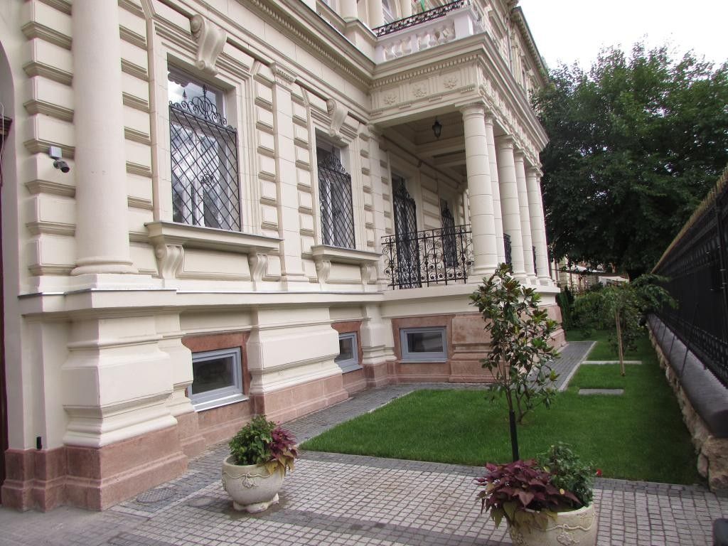 Коммерческая недвижимость в Будапеште, Венгрия, 2 230 м2 - фото 1