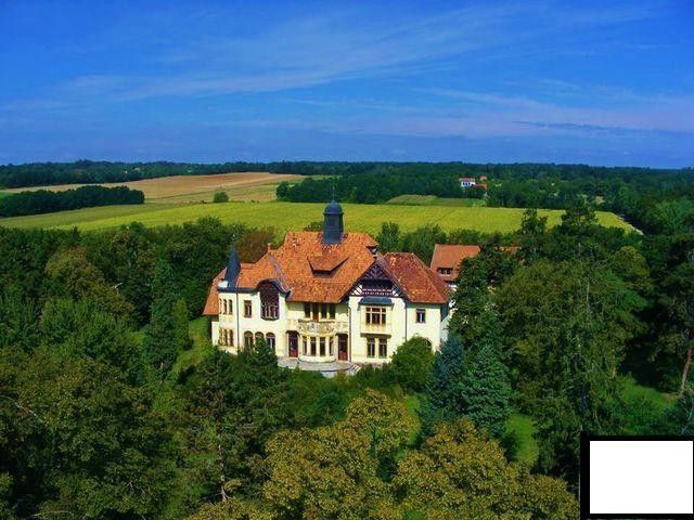 Дом Kemenessömjén, Венгрия, 3 245 м2 - фото 1