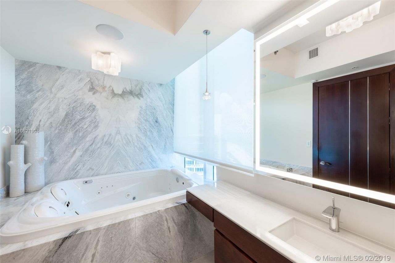 Квартира в Майами, США, 280 м² - фото 9