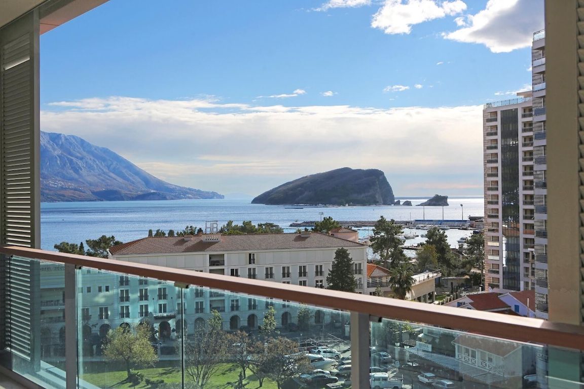 Апартаменты в Будве, Черногория, 95 м² - фото 1