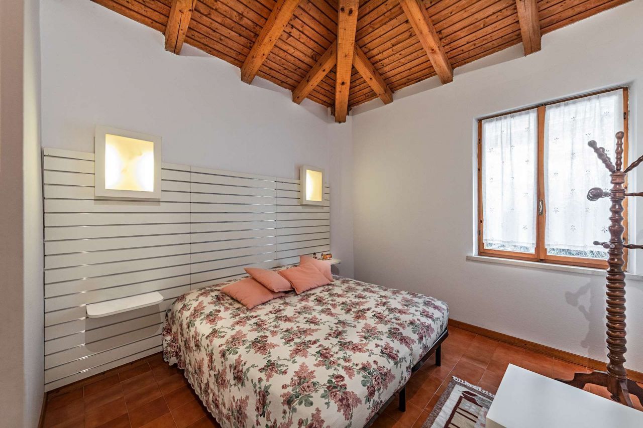 Таунхаус у озера Гарда, Италия, 90 м² - фото 13