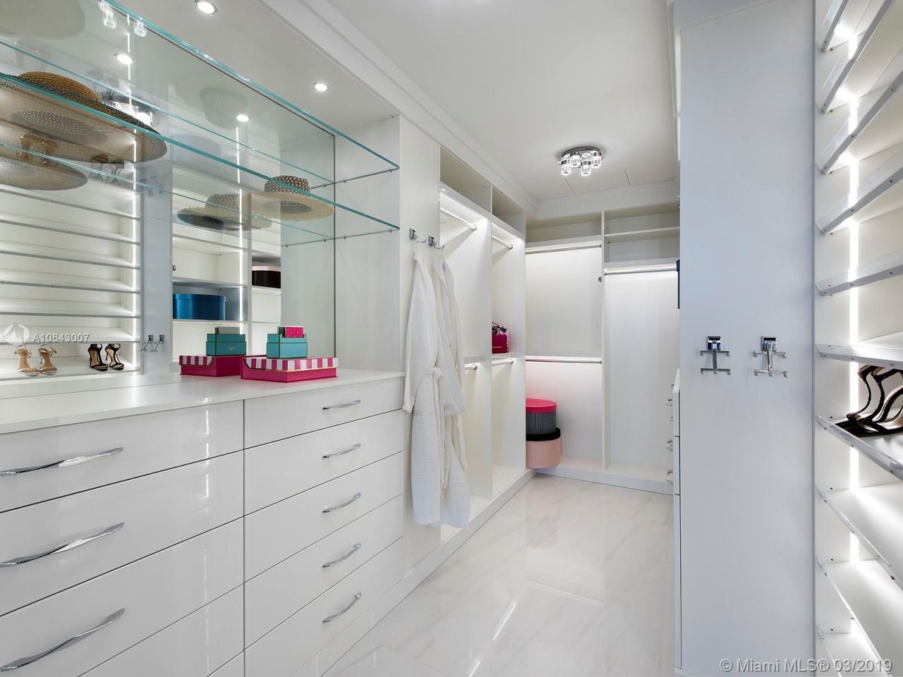 Квартира в Майами, США, 310 м² - фото 14