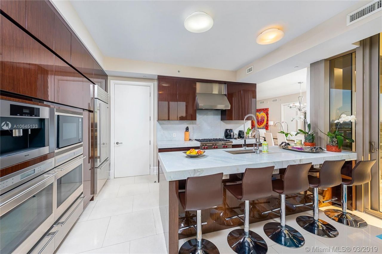 Квартира в Майами, США, 260 м² - фото 16