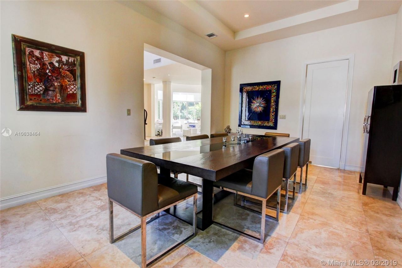 Вилла в Майами, США, 400 м² - фото 18