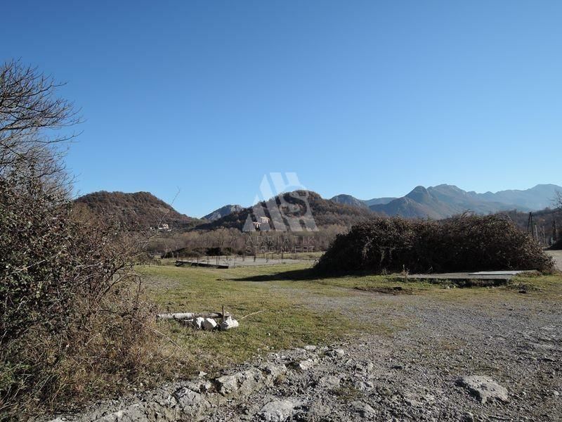 Земля Дупило, Черногория, 9 190 м² - фото 12