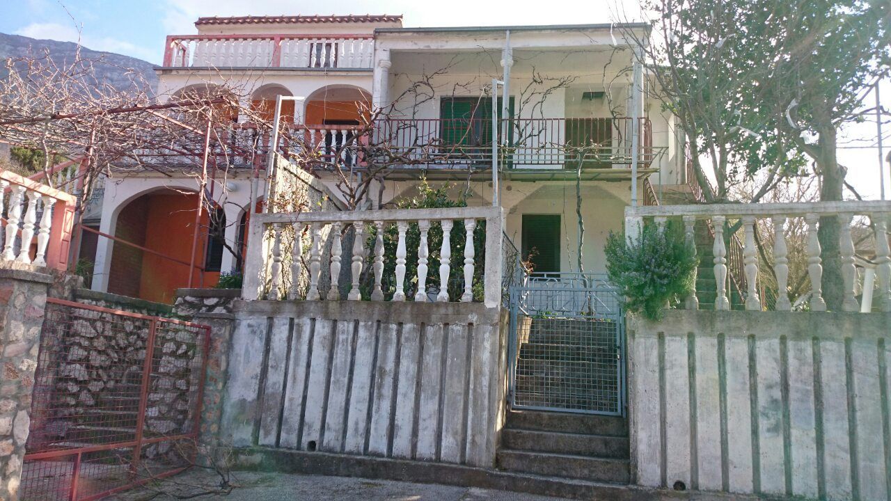 Дом в Сутоморе, Черногория, 52 м2 - фото 1