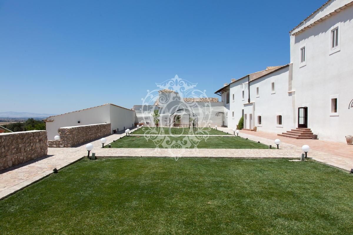 Отель, гостиница в Гаргано, Италия, 1 948 м² - фото 7