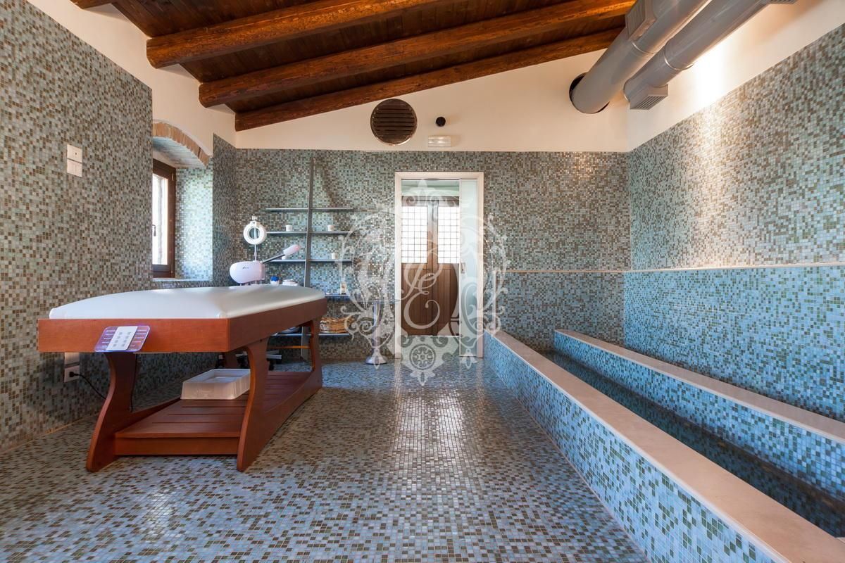 Отель, гостиница в Гаргано, Италия, 1 948 м² - фото 12