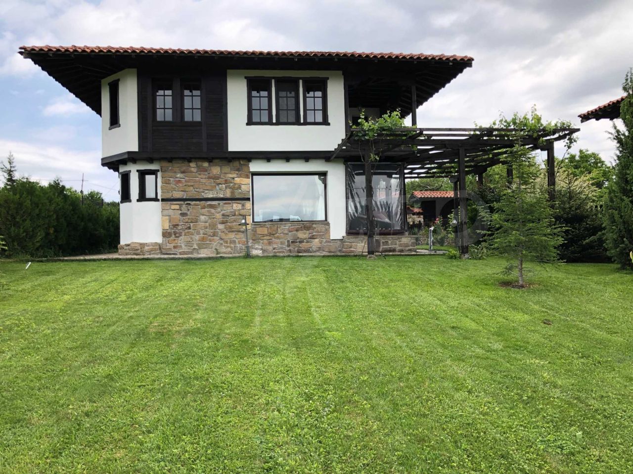 Дом в Велико Тырново, Болгария, 206 м2 - фото 1