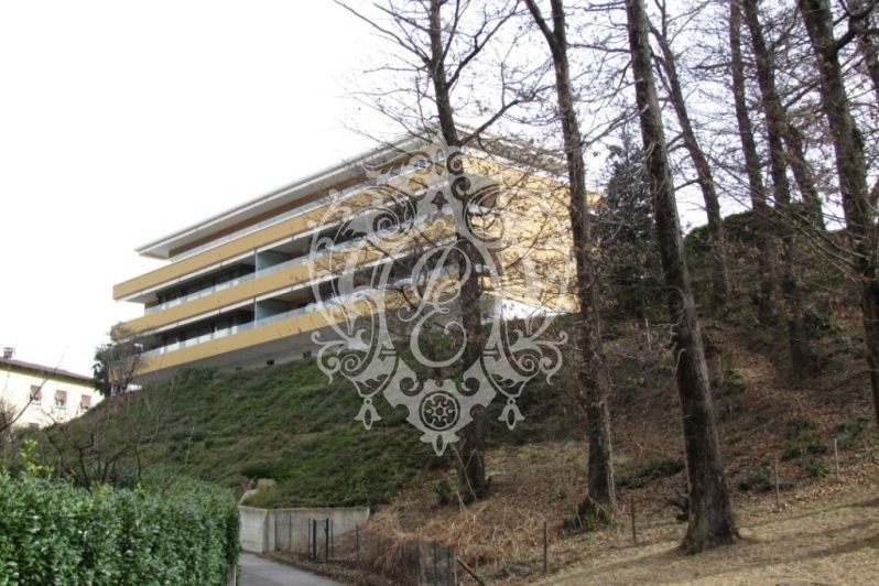 Апартаменты Лугано, Швейцария, 200 м2 - фото 1