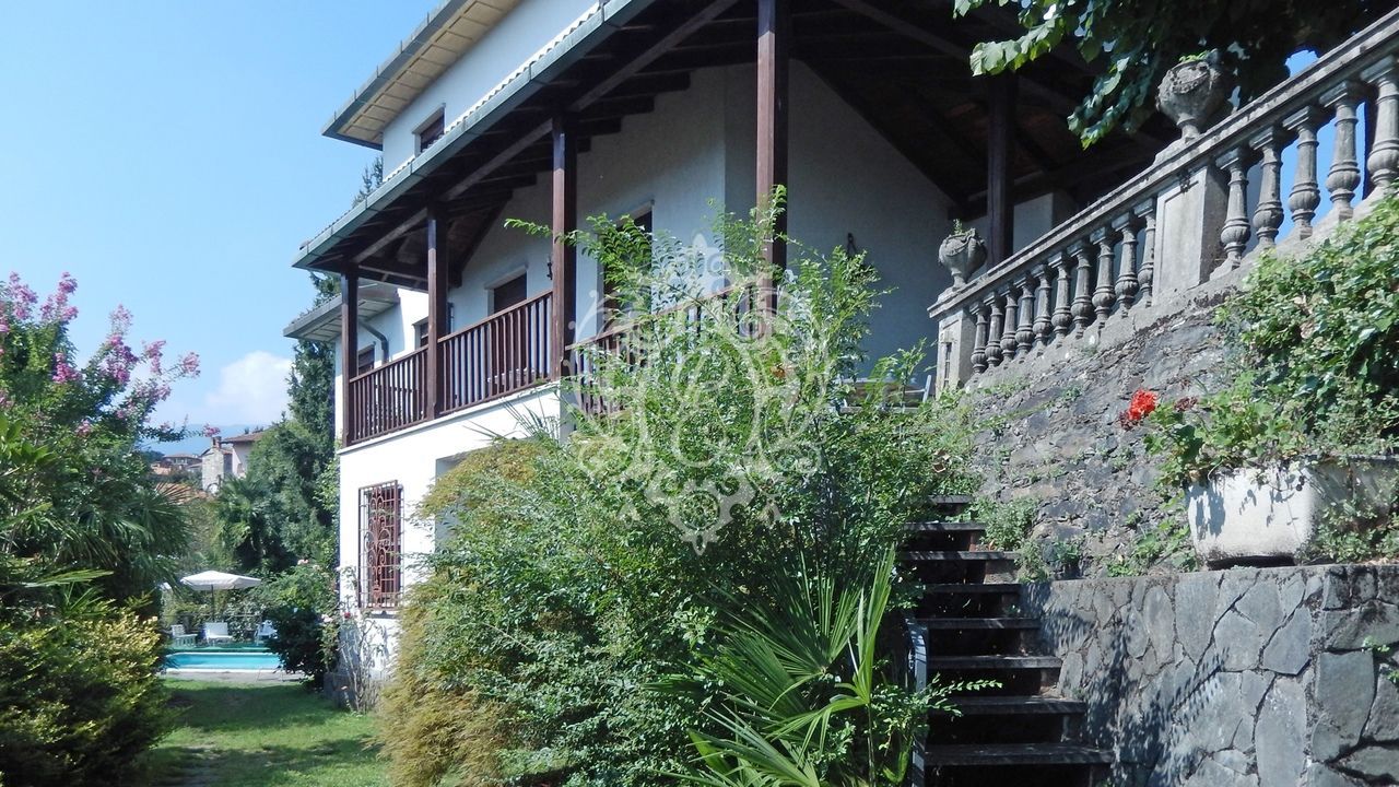 Вилла в Ариццано, Италия, 470 м² - фото 4