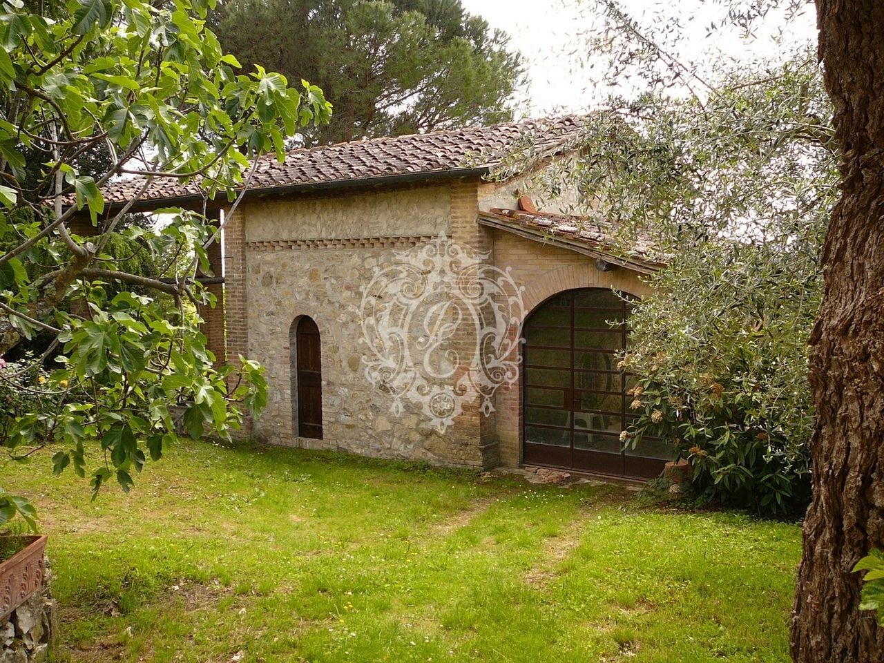 Дом в Сиене, Италия, 1 000 м² - фото 6