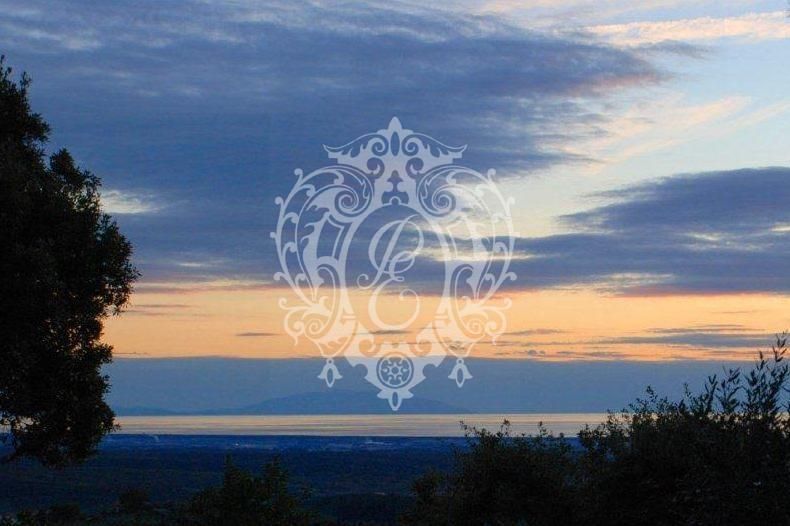 Вилла в Рипарбелле, Италия, 550 м² - фото 13