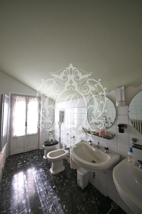 Вилла в Стрезе, Италия, 280 м² - фото 15