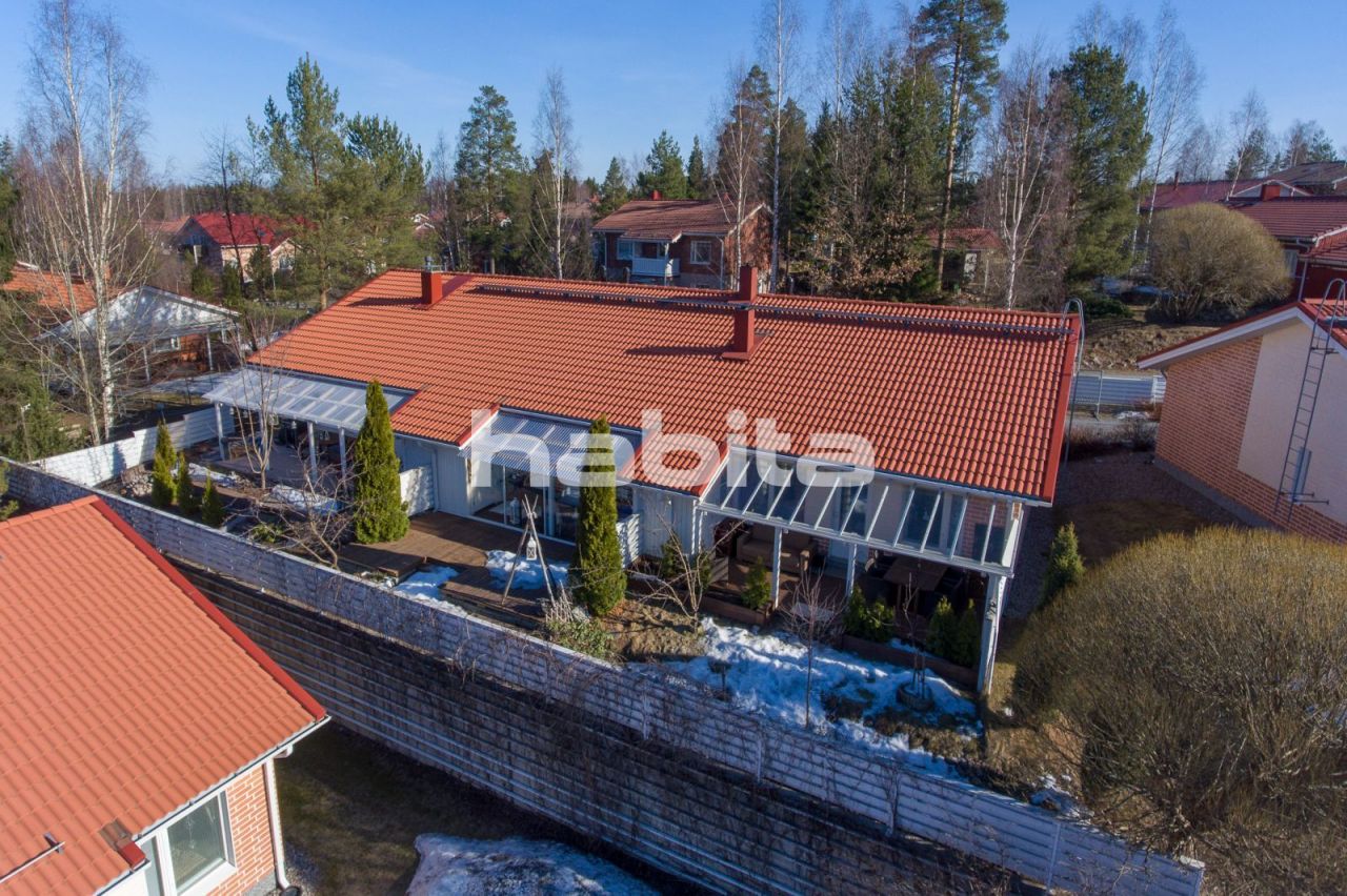 Квартира в Пирккала, Финляндия, 75 м2 - фото 1