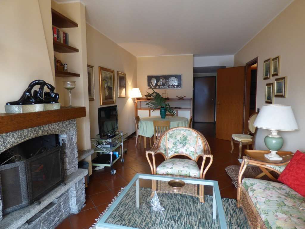 Квартира у озера Комо, Италия, 80 м² - фото 9