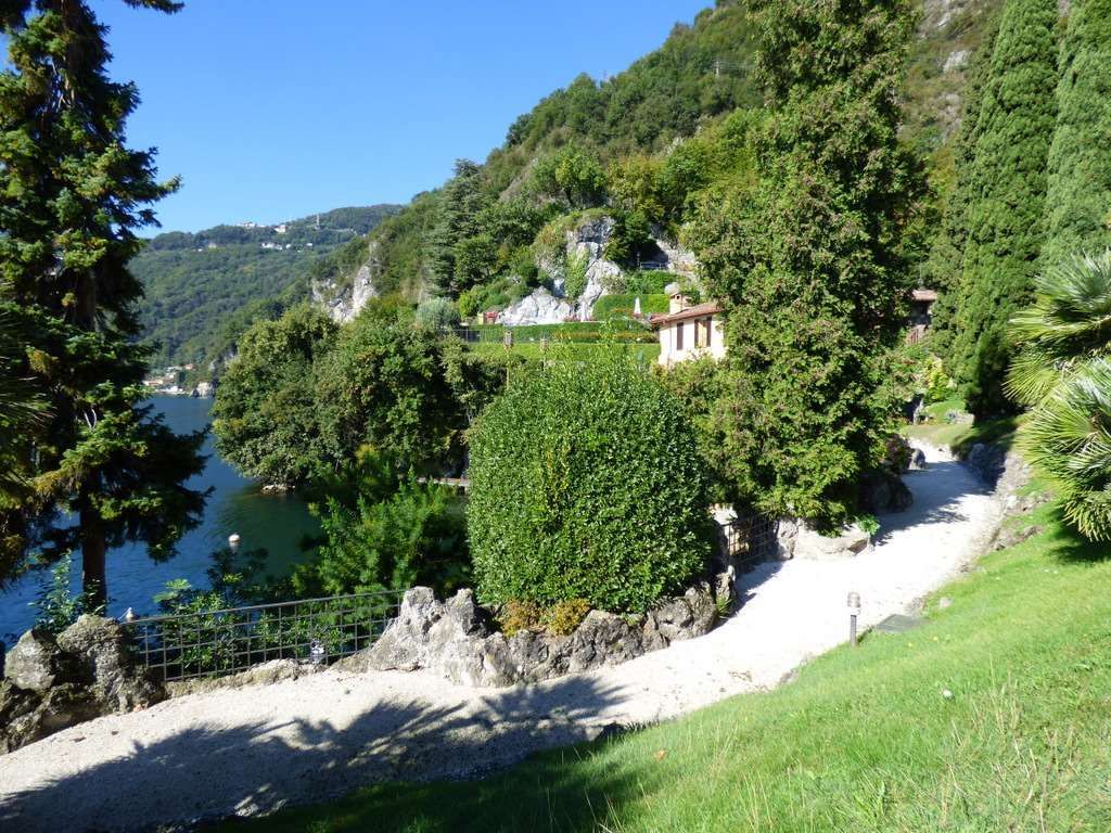 Квартира у озера Комо, Италия, 60 м² - фото 3