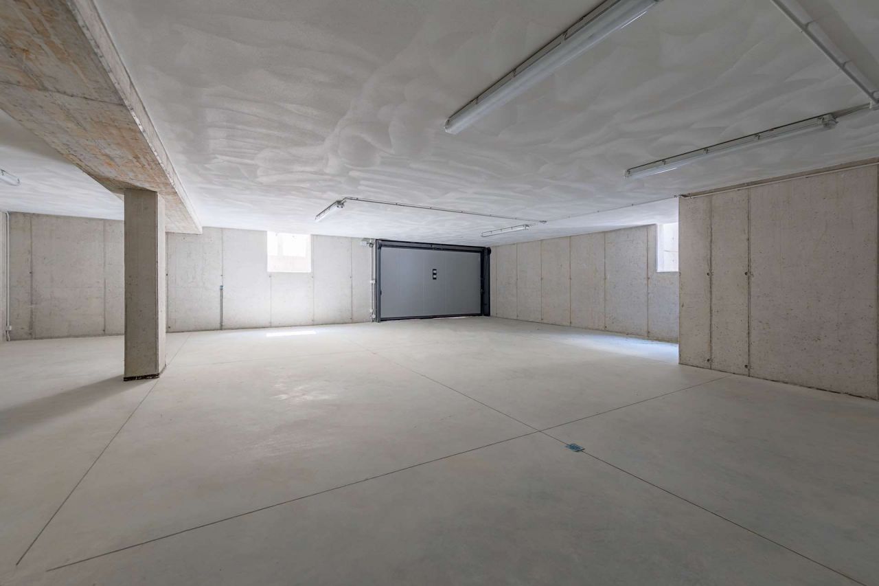 Вилла у озера Комо, Италия, 250 м² - фото 13