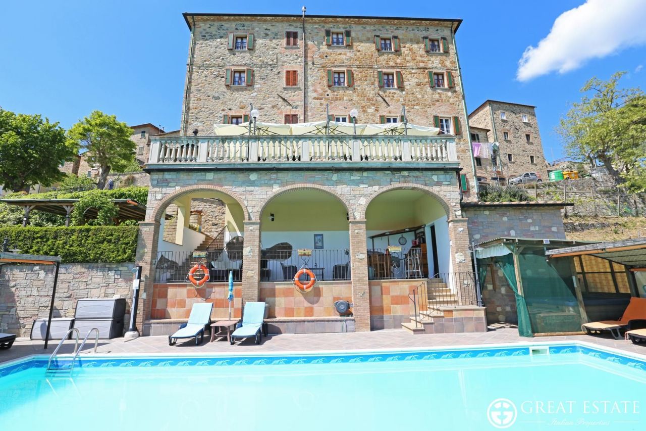 Отель, гостиница в Пизе, Италия, 450 м2 - фото 1