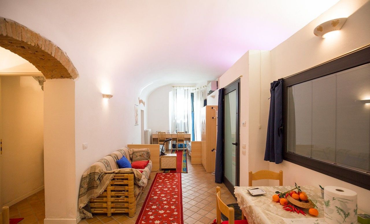 Апартаменты во Флоренции, Италия, 50 м2 - фото 1