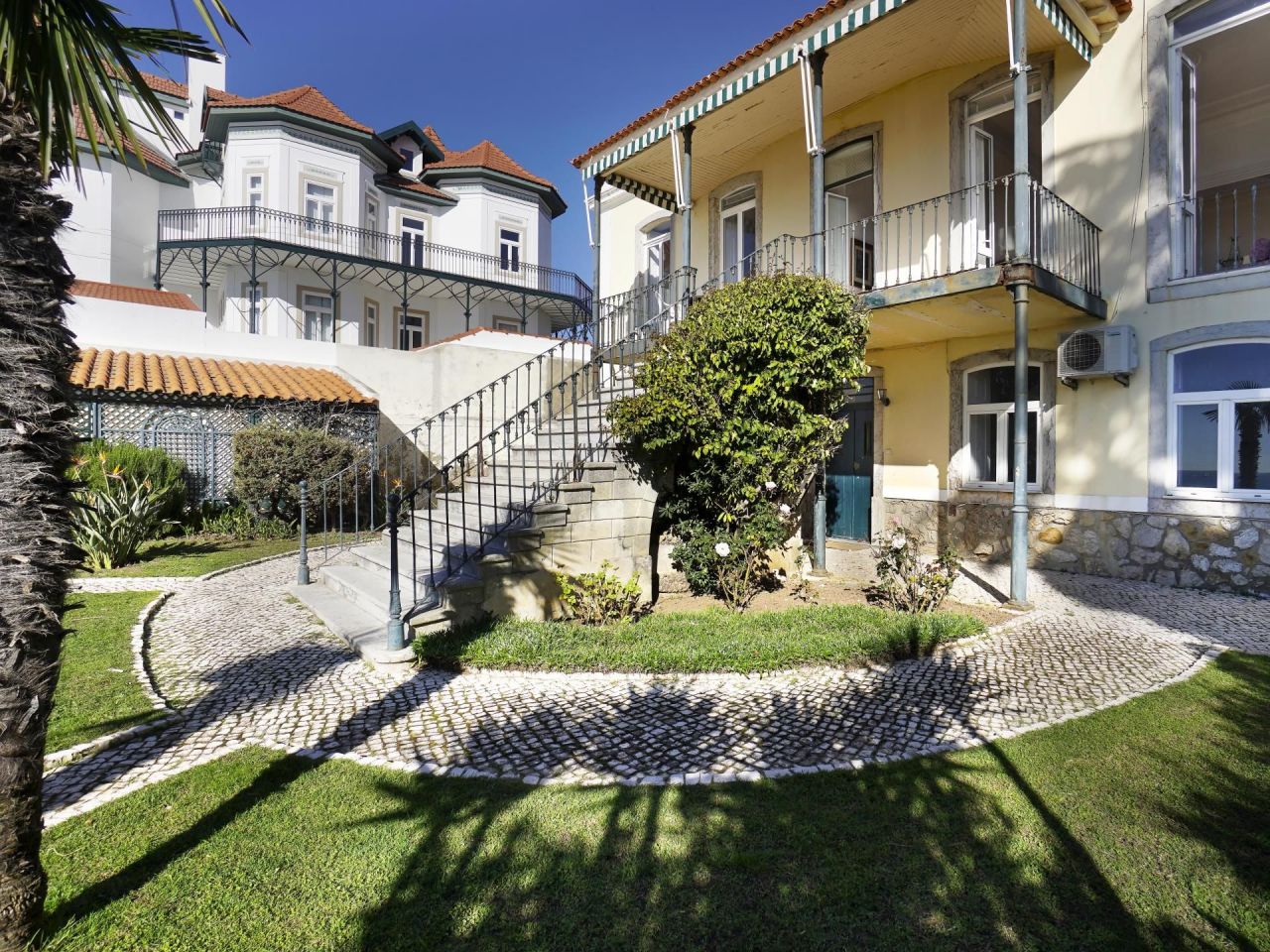 Дом в Кашкайше, Португалия, 531 м2 - фото 1