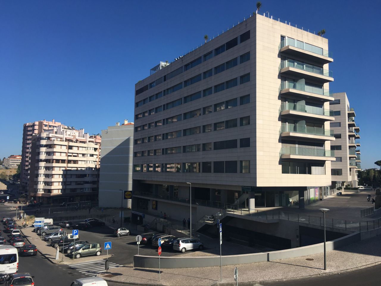 Апартаменты в Лиссабоне, Португалия, 199 м2 - фото 1