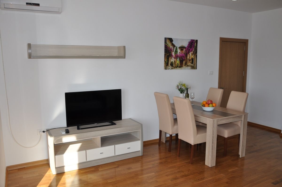 Квартира в Будве, Черногория, 62 м2 - фото 1