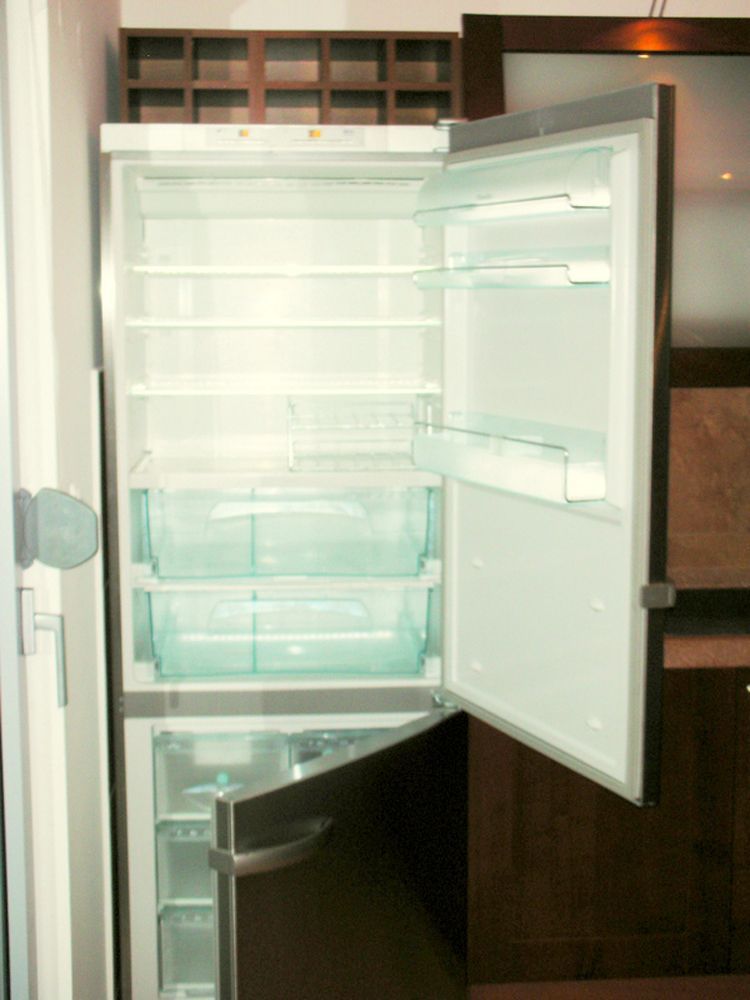 Квартира в Доброте, Черногория, 85 м² - фото 19