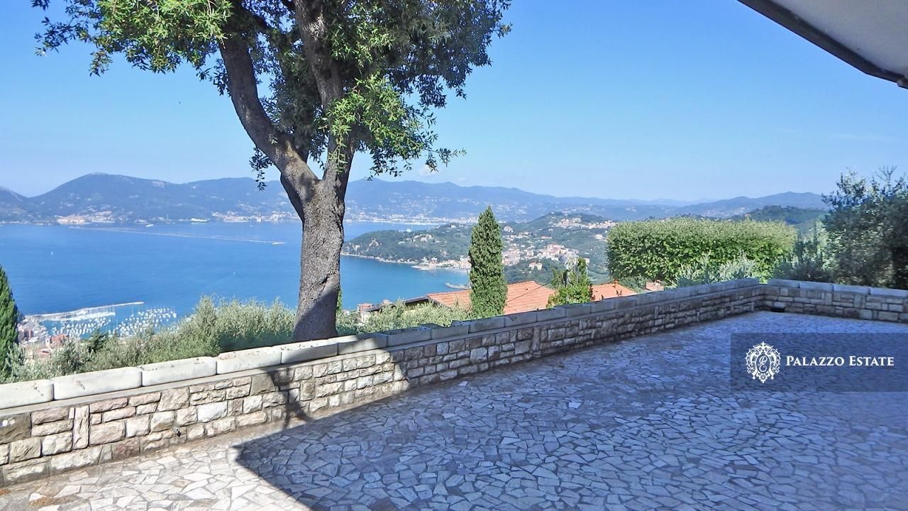 Вилла в Леричи, Италия, 274 м² - фото 2