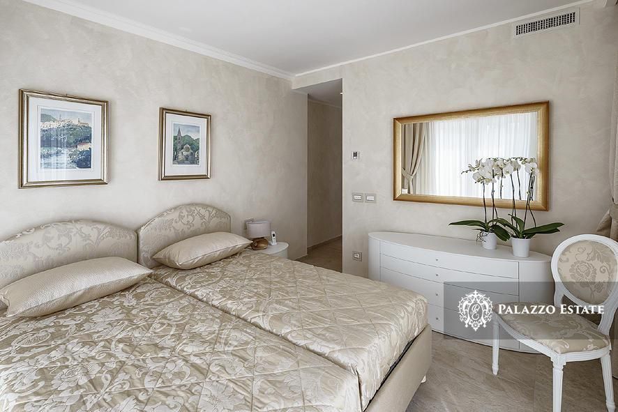 Вилла в Сан-Ремо, Италия, 400 м² - фото 10