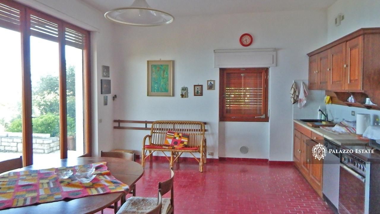 Вилла в Леричи, Италия, 274 м² - фото 12