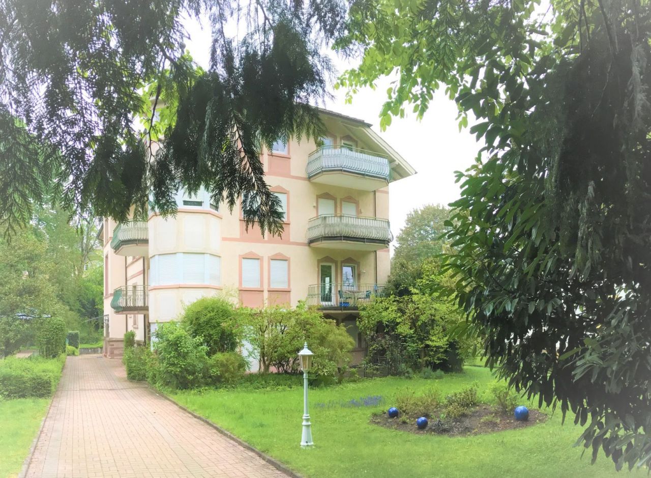Квартира в Баден-Бадене, Германия, 60 м2 - фото 1