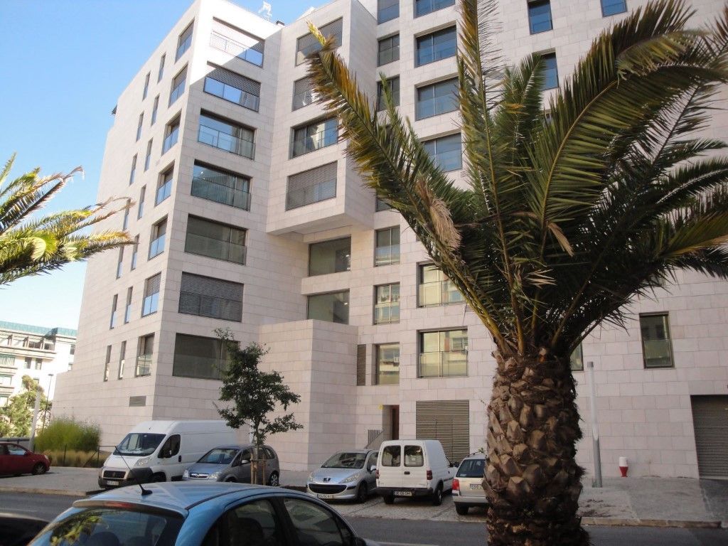 Апартаменты в Лиссабоне, Португалия, 258 м2 - фото 1