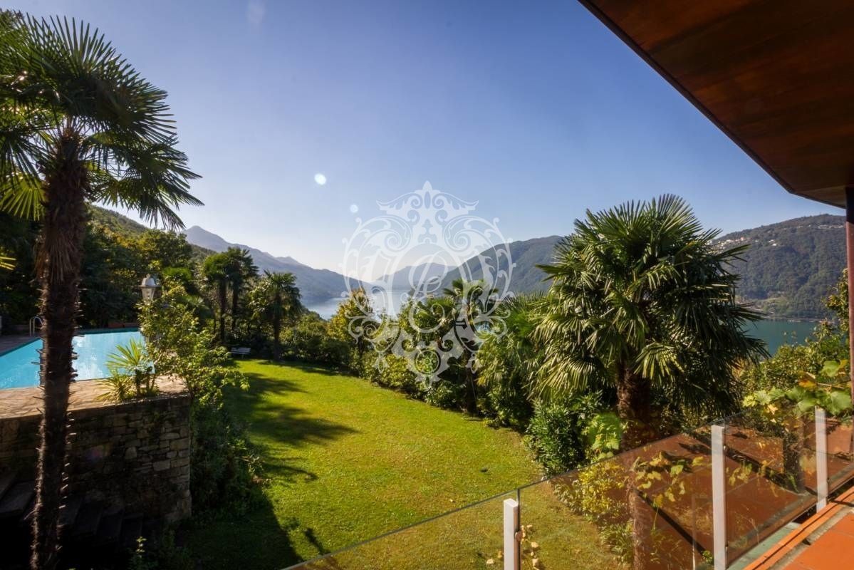 Вилла в Кампионе-д'Италия, Италия, 1 620 м² - фото 3