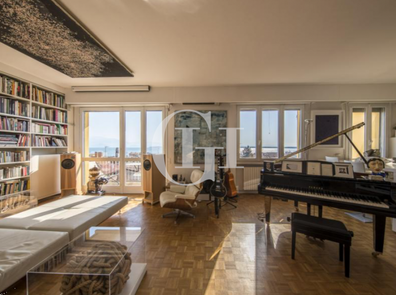 Пентхаус у озера Гарда, Италия, 95 м² - фото 1
