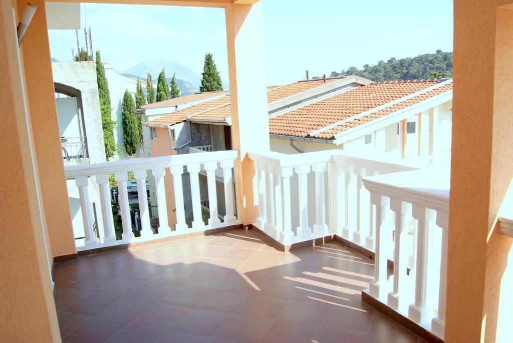 Отель, гостиница в Сутоморе, Черногория, 1 000 м² - фото 2