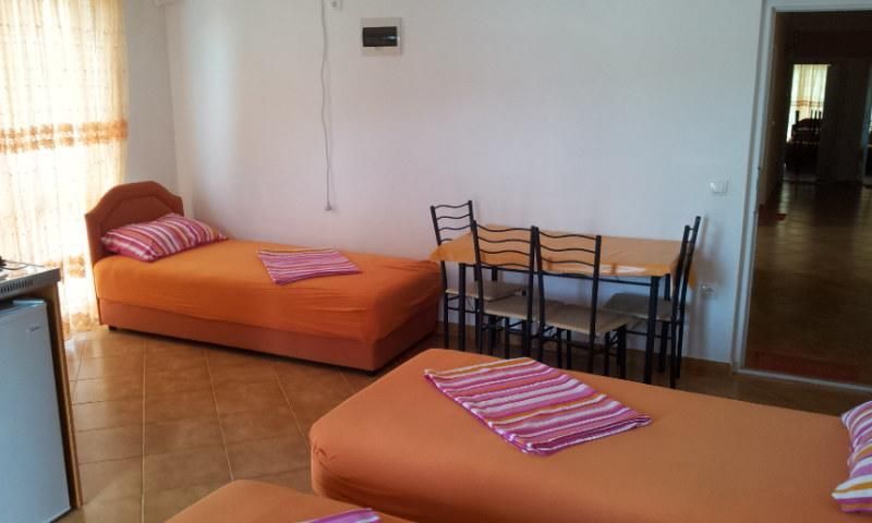 Отель, гостиница в Сутоморе, Черногория, 1 000 м² - фото 18