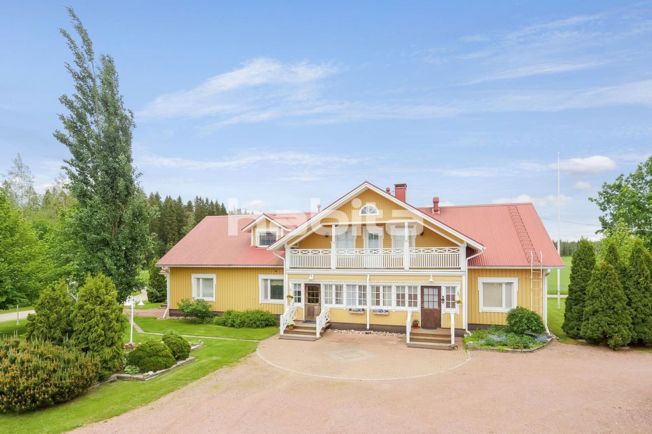 Дом Ilmajoki, Финляндия, 360 м2 - фото 1