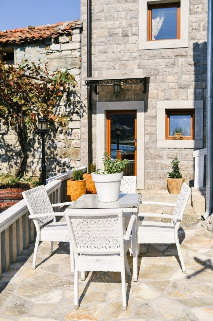 Отель, гостиница в Крашичах, Черногория, 460 м² - фото 8