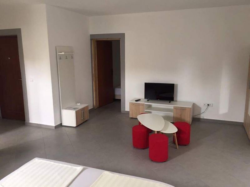 Отель, гостиница в Добра Воде, Черногория, 1 250 м² - фото 5