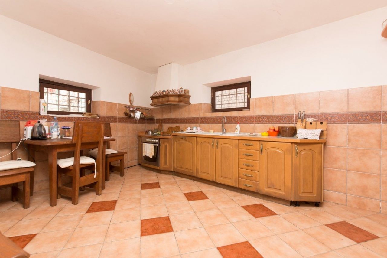 Вилла в Перасте, Черногория, 267 м² - фото 19