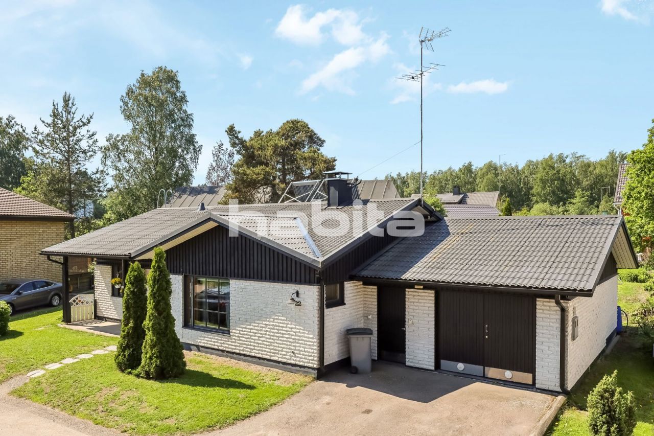 Дом в Котке, Финляндия, 101 м2 - фото 1