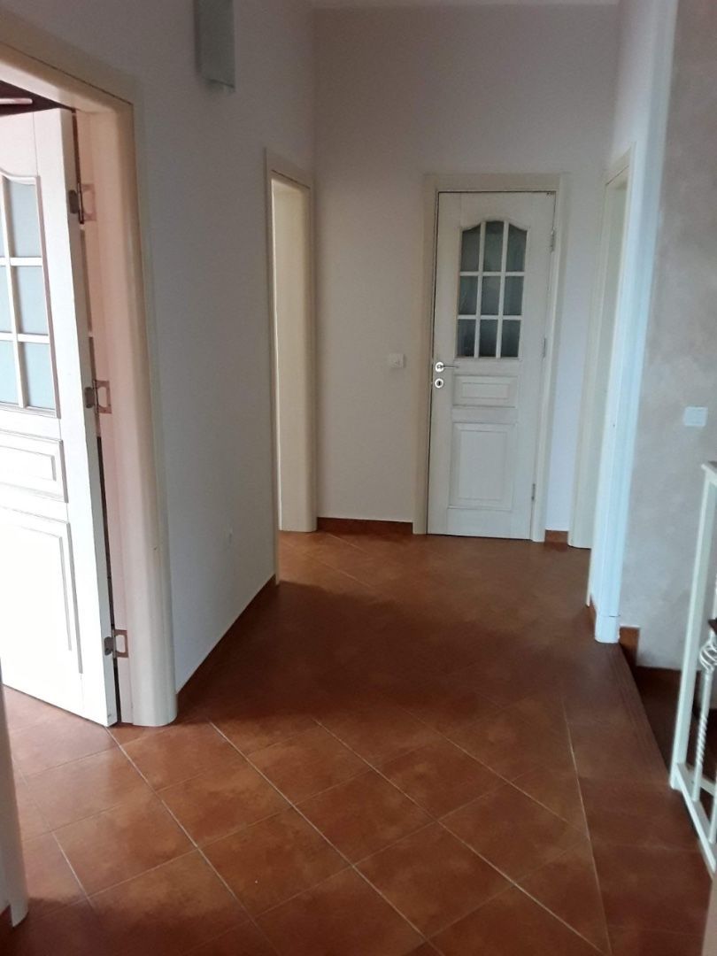 Вилла в Добра Воде, Черногория, 200 м² - фото 10