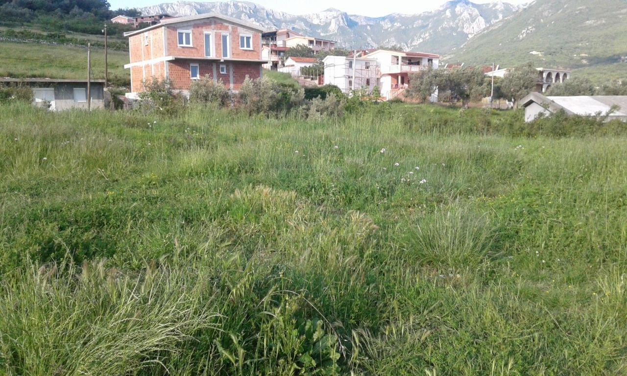 Земля в Баре, Черногория, 935 м2 - фото 1