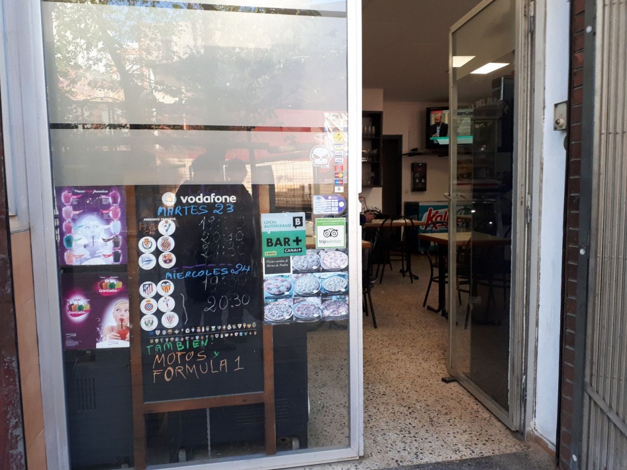 Кафе, ресторан в Барселоне, Испания, 70 м2 - фото 1