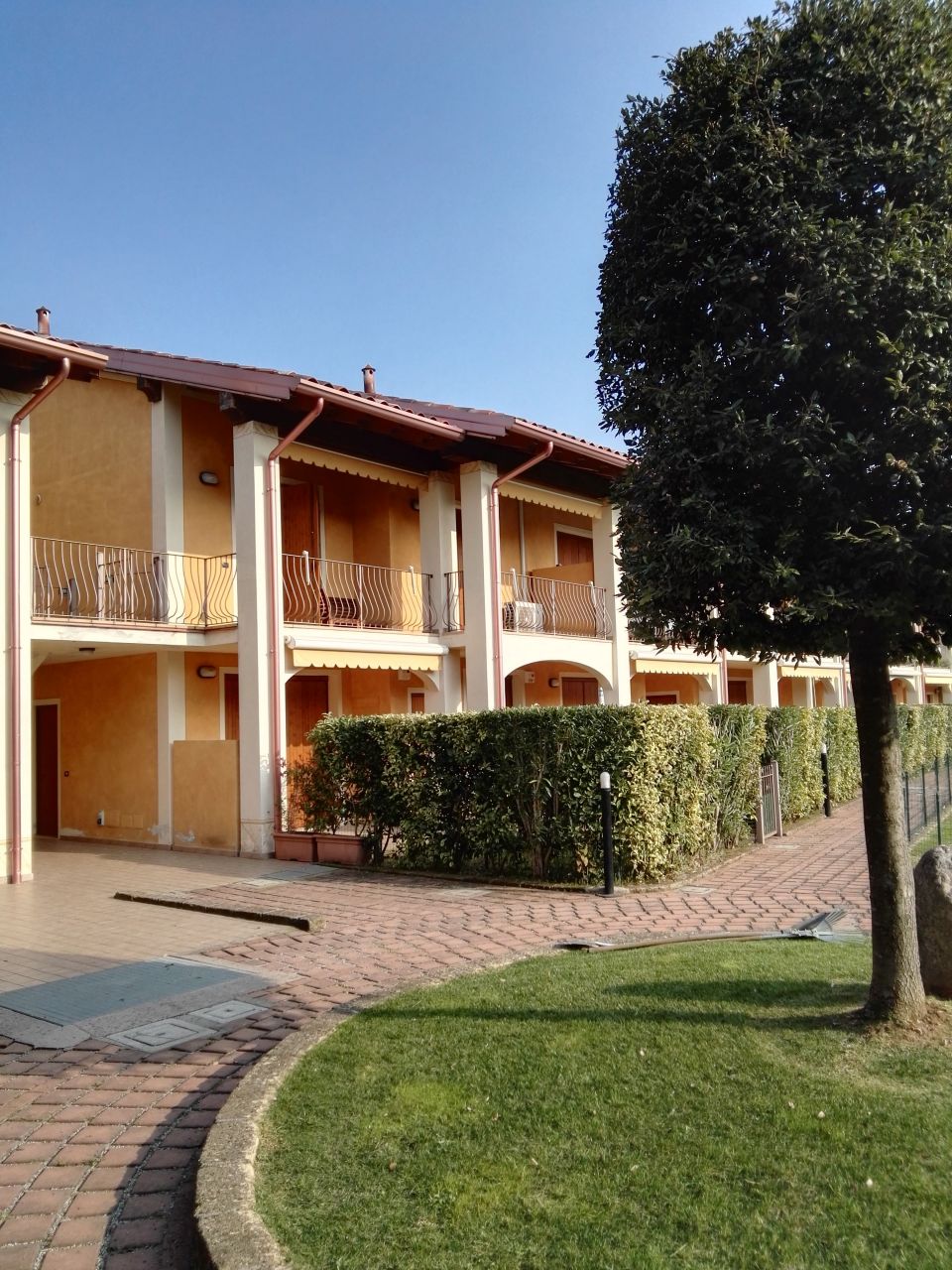 Апартаменты в Монига-дель-Гарда, Италия, 90 м2 - фото 1
