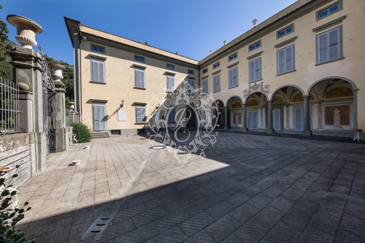 Вилла в Молина ди Куоза Риголе, Италия, 2 200 м² - фото 3